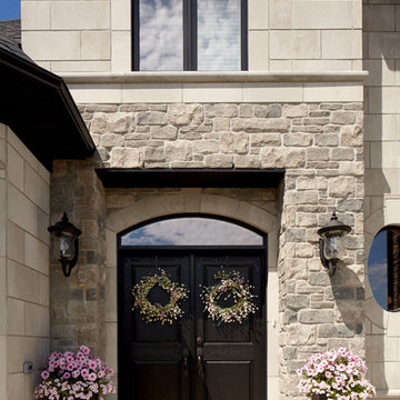 Tumbled Vintage / Mystick Grey Brick & Arriscraft Building Stone Home - Ontario