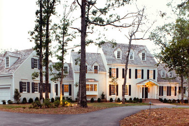 Large traditional exterior home idea in Raleigh