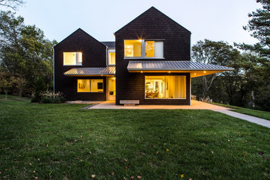 Inspiration for a contemporary exterior home remodel in Nashville