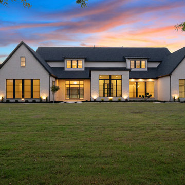 Ultra Modern Farmhouse {Frisco, TX}