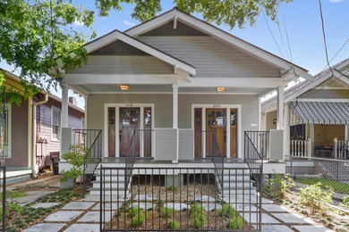 Arts and crafts exterior home photo in New Orleans