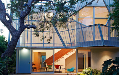 Innovative Screens Add Architectural Wonder on 3 Modern Homes