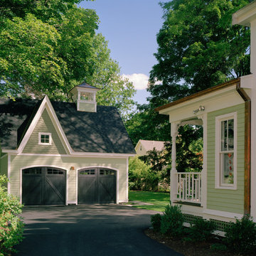 Victorian Carriage House