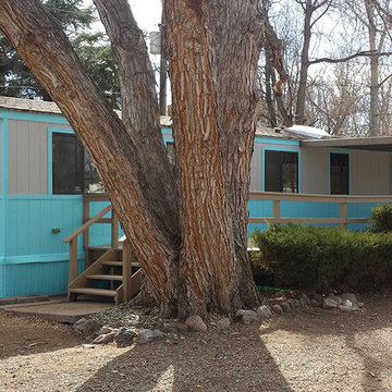 Vintage Mobile Home #1 - Exterior