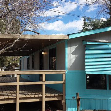 Vintage Mobile Home #1 - Exterior