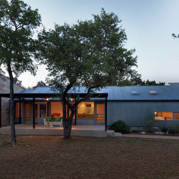 Walkabout Exterior