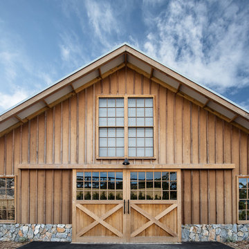 Weathergroove 300 Natural, double batten and aged American style barn