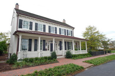 Inspiration for a timeless exterior home remodel in Wilmington