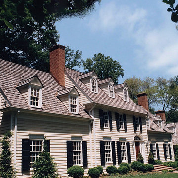 Williamsburg Home : Potomac Maryland