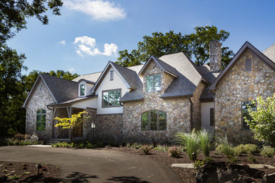Example of a mountain style exterior home design in Richmond