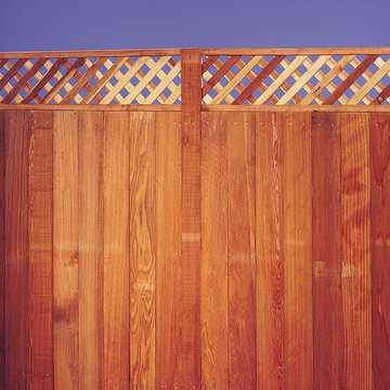 Wood Lattice Top Fence with PostMaster® Steel Fence Post System