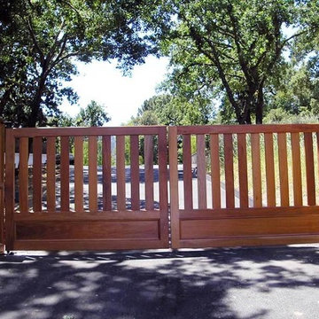 Wooden Driveway Gate with Open Panels