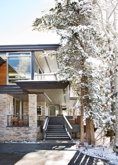 Contemporary Exterior by Charles Cunniffe Architects Aspen