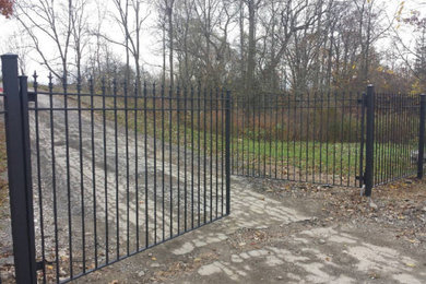 Wrought iron metAl gates and fences