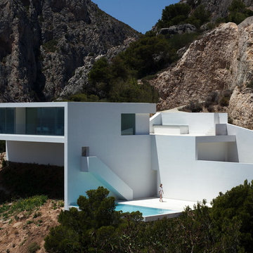 House on the cliff, Alicante