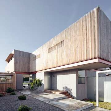 MAISON R