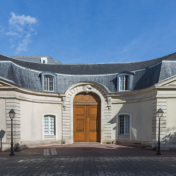Petit Château