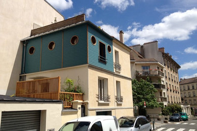 パリにあるお手頃価格のエクレクティックスタイルのおしゃれな家の外観の写真