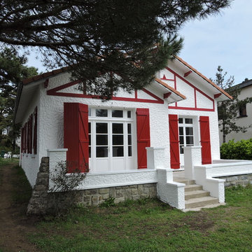 Rénovation, extension et aménagement de combles d'une villa basque
