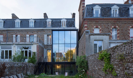 Architecture : Gagner en luminosité grâce à une extension en verre