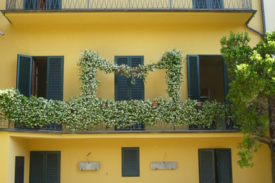 Inspiration for an exterior home remodel in Florence