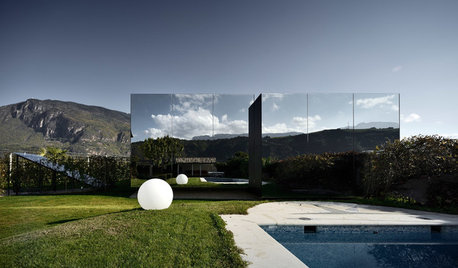 Arquitectura: Dos casas-espejo con vistas a los Dolomitas