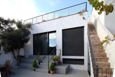 Cette image montre une façade de maison méditerranéenne.