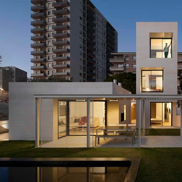 Construcción de una vivienda unifamiliar estilo moderno en Igualada, Barcelona.