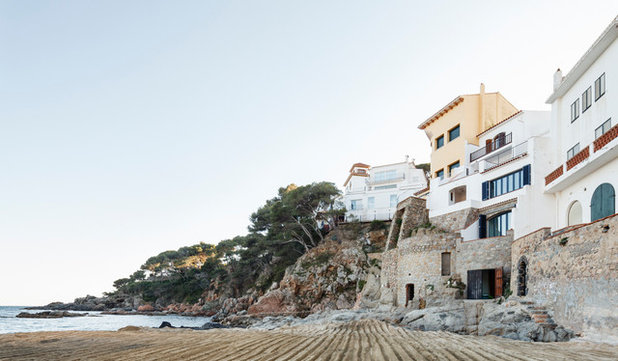 Mediterráneo Fachada by Nook Architects