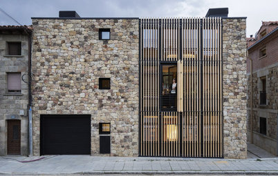 Houzz Испания: Дом с деревянной решеткой на фасадах