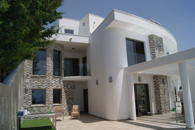 This is an example of a modern house exterior in Malaga.