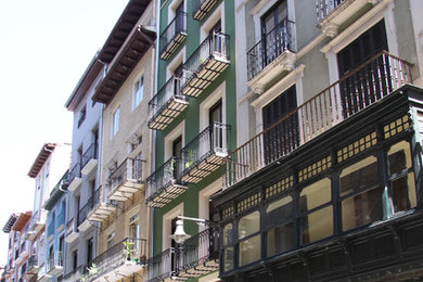 Rehabilitación de edificio de viviendas en Calle Estafeta