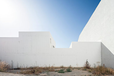 Réalisation d'une façade de maison minimaliste.