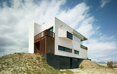 Casas Houzz: Una vivienda de alma ruda pensada para gozar del mar