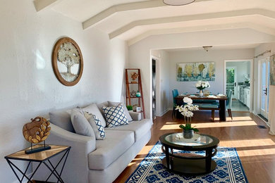 Family room - transitional family room idea in Orange County