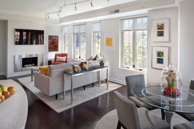 Example of a trendy family room design in DC Metro