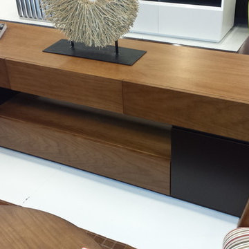 2719 MH TV Stand