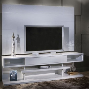 2756 MH TV Stand