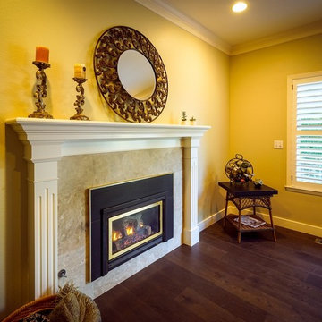 5 Savanna - Fireplace in Family Rooms