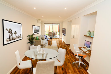 Modernes Wohnzimmer in Perth