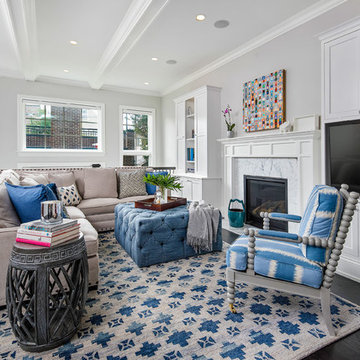 A Blue Lakeview Home