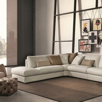 Alfred Leather Sectional by Gamma Arredamenti
