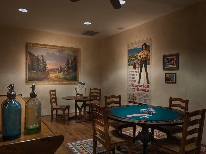 Family Room - Game Room