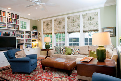 Inspiration for a timeless family room remodel in Bridgeport