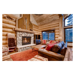 Weathered Spruce Sconce 1-Light Glass Bathroom Lighting Lodge Pine Cabin Rustic 