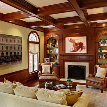 Art collectors' transitional home