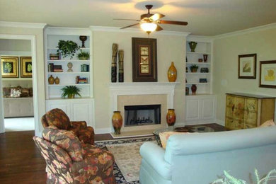 Example of an arts and crafts family room design in Atlanta
