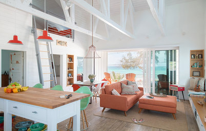 Houzz Tour: From Ramshackle Beach Shack to Storm-Resilient House