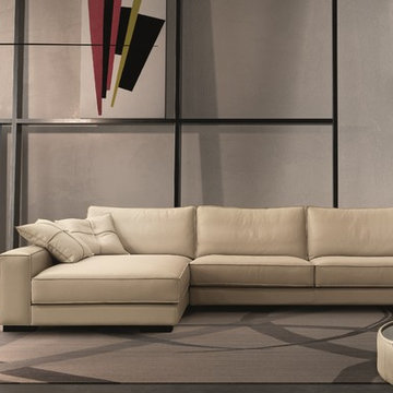 Bond Sectional Sofa by Gamma Arredamenti