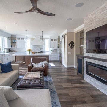 Brio Circle | Transitional Home Design